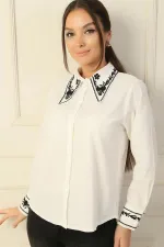 Yakası Ve Kolları Nakış İşlemeli Gömlek