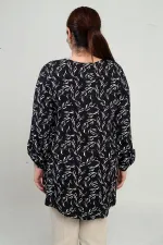 Chemise longue grande taille à col rond et manches repliées à motif de feuilles pour femme