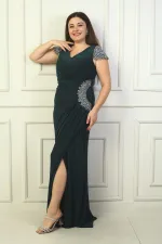 Robe longue en lycra pailleté grande taille avec col en V, manches et taille, détails en pierre, doublée et drapée