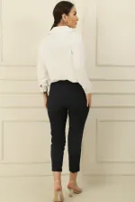 Beli Lastikli Önü Cepli Tek Pile Dar Paça Geniş Beden Aralıklı Pantolon