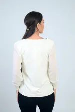 Kadın V Yaka Yarısı Şeritli Kolları Şifon Kazak