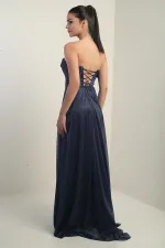 Kadın Yakası Süngerli Astarlı Simli Uzun Tül Elbise