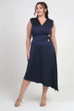 Kadın Kruvaze Yaka Düğme Detaylı Asimetrik Büyük Beden Krep Saten Elbise