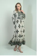 Robe longue hijab pour femme avec motif ethnique et décolleté