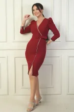 Robe midi cache-cœur pour femme, ornée de pierres scintillantes sur le devant, de manches à pompons et d'une ceinture à la taille.