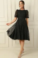 Robe de soirée courte à manches demi-ballon doublée et imprimé floqué