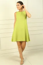 Kadın Kolsuz Keten Efektli Kısa Elbise