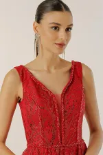 Ön Arka V Yaka Üstü Boncuk Detaylı Astarlı Arkası Bağcıklı Pullu Simli Uzun Elbise