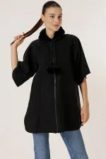 Yaka Kürklü Ponpon Detaylı Cep Ve Kolları Boncuklu Önü Fermuarlı İthal Kaşe Panço Kaban