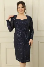 Beşgen Yaka Omuzları Büzgülü Astarlı Büyük Beden Pulpayet Elbise