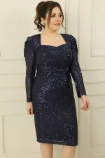 Beşgen Yaka Omuzları Büzgülü Astarlı Büyük Beden Pulpayet Elbise