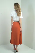 Kadın Beli Kemerli Arkası Fermuarlı Önü Yırtmaçlı Uzun Salaş Etek