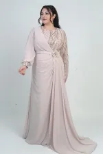 Robe longue en mousseline grande taille pour femme, ornée de sequins et de perles, doublée et à taille fleurie.