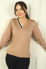 Kadın V Yaka Yarısı Şeritli Kolları Şifon Kazak