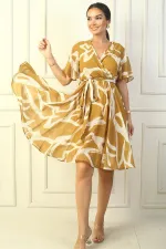 Robe courte en mousseline à motif abstrait, col cache-cœur, manches à volants, doublée et ceinturée à la taille