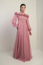 Robe longue en mousseline doublée, ceinturée, à encolure Madonna et imprimé floral pour femme