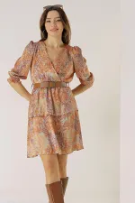 Kruvaze Yaka Astarlı Beli Kemerli Dal Desenli Katlı Saten Elbise