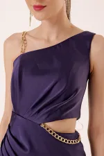 Tek Omuz Bel Dekolteli Zincirli Saten Abiye Elbise