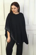 Poncho grande taille pour femme orné de pierres sur les côtés