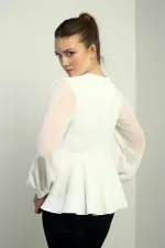 Kadın Kruvaze Yaka Şifon Kollu Çiçek Detaylı Likralı Bluz