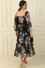 Madonna Yaka Astarlı Çapraz Bağlamalı Çiçekli Kruvaze Şifon Elbise