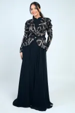 Kolları Büzgülü Güllü KEmer Detaylı Astarlı Üstü Yaldızlı Şifon Elbise