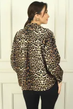 Kadın Önü Düğmeli Cepli Leopar Desenli Ceket