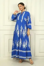 Robe longue hijab imprimée avec demi-boutonnage sur le devant et manches élastiques