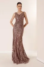 V Yaka Astarlı Simli Flok Baskı Uzun Elbise