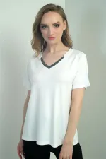 Kadın Yakası Simli V Yaka Kısa Kol Bluz