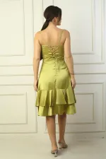 Jupe à bretelles pour femme, doublée et drapée, avec double volant en satin