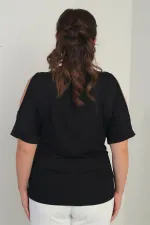 Kadın Yakası Taşlı Omuz Dekolteli Kısa Yarasa Kol Likralı Büyük Beden Bluz