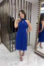 Robe en mousseline doublée et entièrement plissée