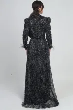 Robe longue en tulle pour femme avec doublure ornée de plumes, de perles et de sequins