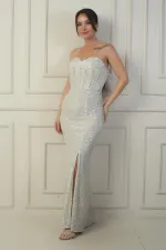 Robe longue à sequins fendue, doublée, sans bretelles, à armatures et laçage au dos