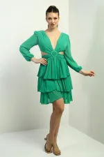 Robe courte en mousseline doublée à volants, décolleté en V devant et dos, taille marquée, pour femme