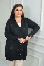 Gilet long grande taille pour femme, orné de boutons et de clous sur les manches