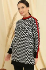 Zigzag Patterned Collar and Sleeve Stripes Comfortable Knit Tunic