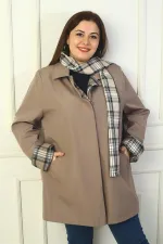 Trench-coat croisé pour femme avec boutons dissimulés sur le devant et poches