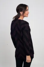 Kadın V Yaka Zikzak Desenli Geniş Beden Aralıklı Simli Bluz