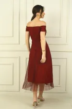 Robe Madonna à encolure Madonna, jupe plissée en mousseline doublée et doublée