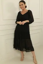 Robe en mousseline de soie doublée à encolure Madonna et bretelles croisées