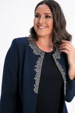 Yakası Taşlı İçi Atletli Büyük Beden Ceket Takım