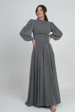 Kadın Önü Drapeli Benekli Uzun Şifon Elbise