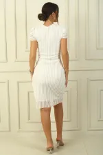 Robe en tulle à col cache-cœur, doublée, manches élastiquées et détail nœud