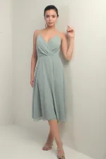 Kadın İp Askılı Kruvaze Yaka Astarlı Arkası Bağcıklı Kloş Şifon Elbise