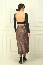 Jupe en satin à taille élastique et motif abstrait pour femme