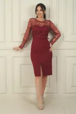 Robe courte en crêpe pour femme, ornée d'un imprimé floqué de feuilles en tulle et d'une ceinture.