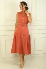 Önü Düğmeli Beli Kuşaklı Uzun Elbise