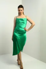 Robe midi asymétrique à bretelles, drapée et doublée pour femme